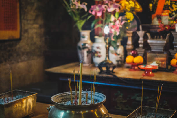 Văn Khấn Giỗ Đầu 2025: Chuẩn Bị, Nghi Thức Cúng 1 Năm Chuẩn Nhất