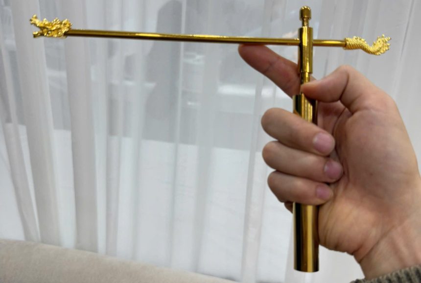 Thước Tầm Long Không Biết Nói Dối: Giải Mã Những Sai Lầm Chết Người Và Sự Thật Về Năng Lượng Cảm Xạ
